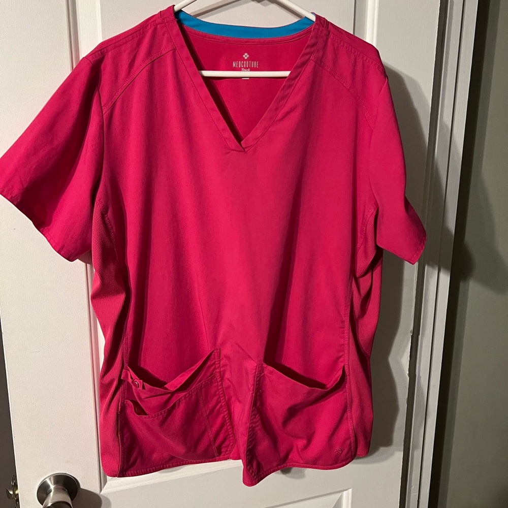 Med Couture Touch jogger scrub set size 2xl top & bottom